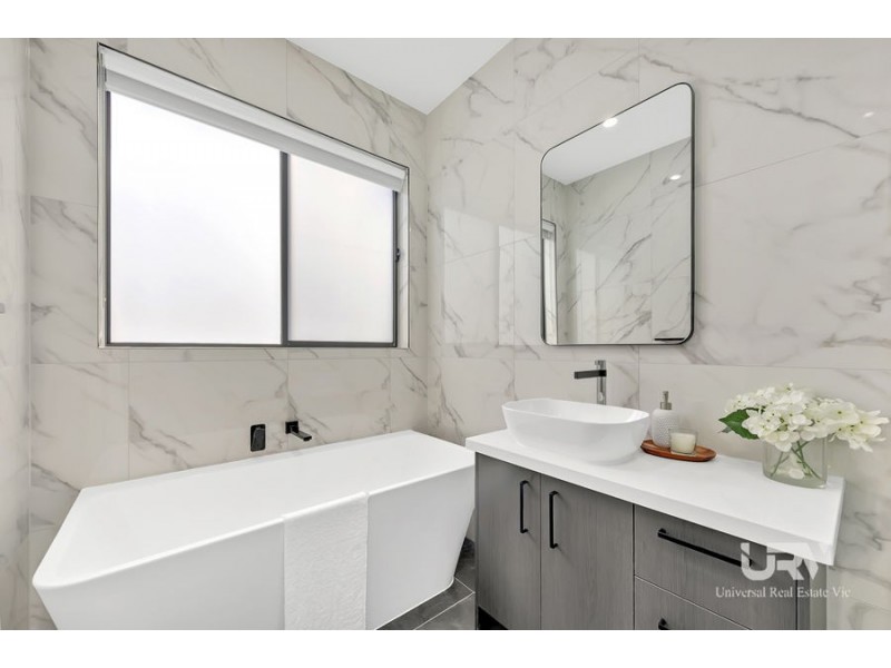 106 Brossard Road, Mickleham VIC 3064