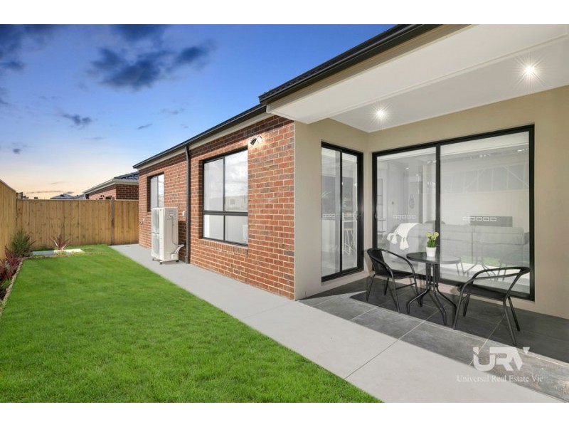 106 Brossard Road, Mickleham VIC 3064