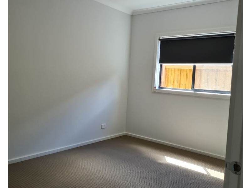 14 Coach Drive, Donnybrook VIC 3064