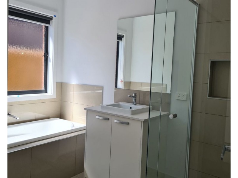 14 Coach Drive, Donnybrook VIC 3064