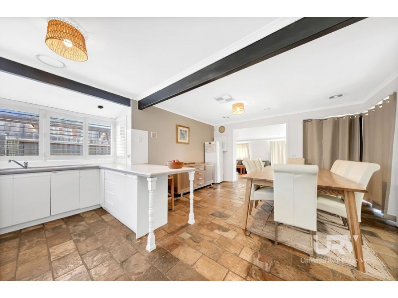 10 Spring Valley Avenue, Craigieburn VIC 3064