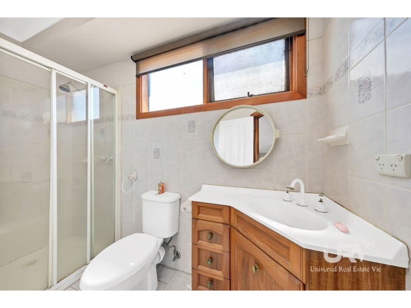 10 Spring Valley Avenue, Craigieburn VIC 3064