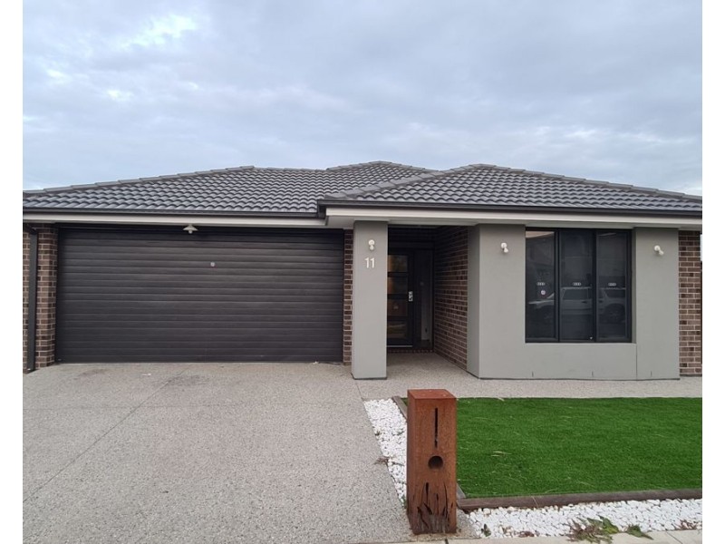 11 Naroon Drive, Kalkallo VIC 3064