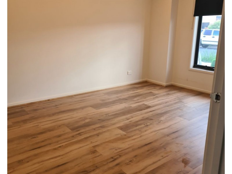 11 Naroon Drive, Kalkallo VIC 3064