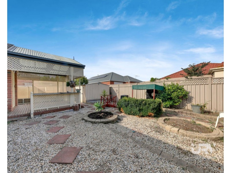 34 Hamilton Hume Parade, Craigieburn VIC 3064