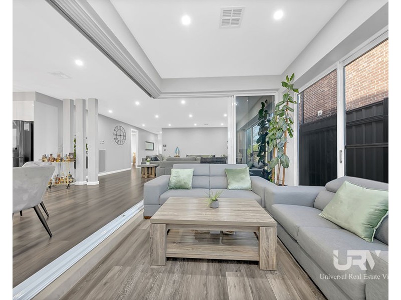 9 Northfield Drive, Craigieburn VIC 3064
