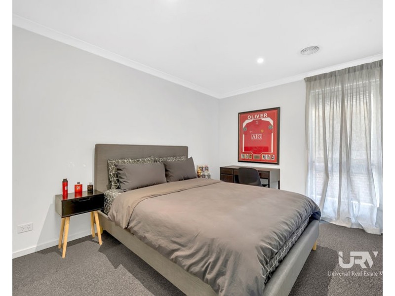 22 McCracken Avenue, Mickleham VIC 3064