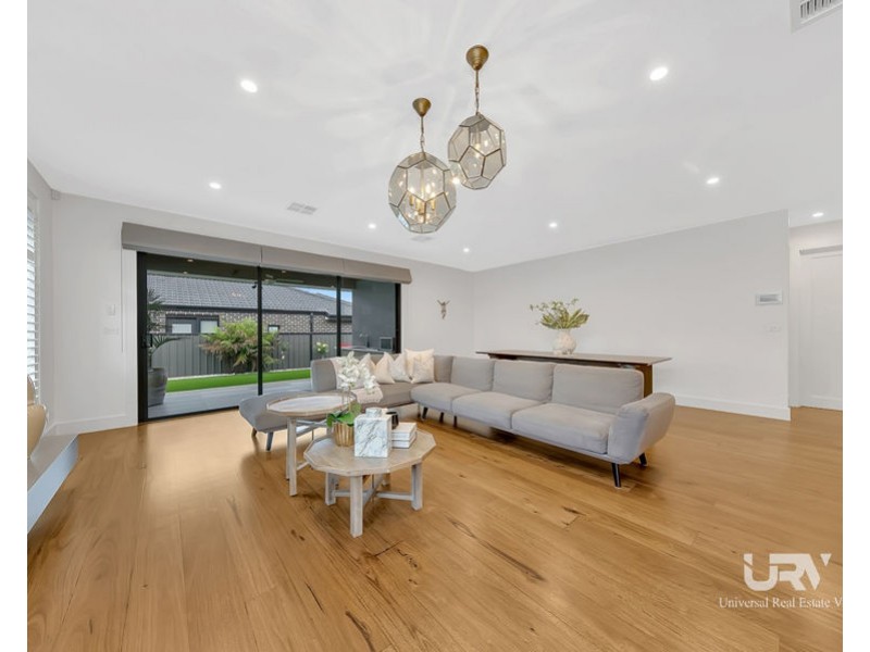 54 Brentwick Drive, Craigieburn VIC 3064