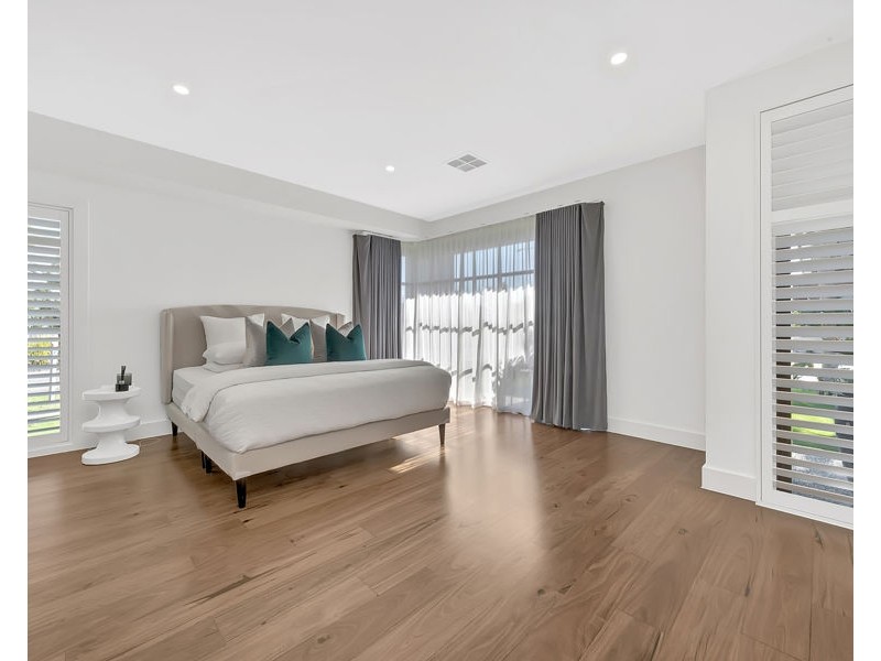 54 Brentwick Drive, Craigieburn VIC 3064