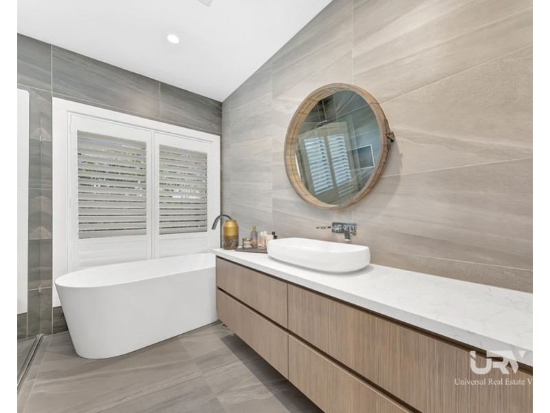 54 Brentwick Drive, Craigieburn VIC 3064