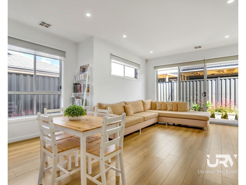 17 Schefflera Street, Craigieburn VIC 3064