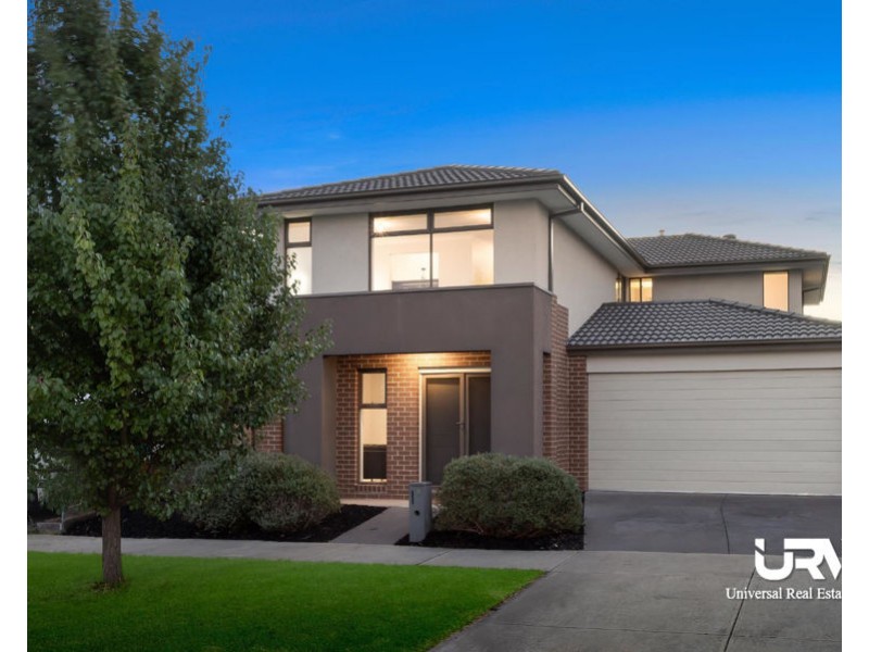 4 Rosette Parade, Mickleham VIC 3064