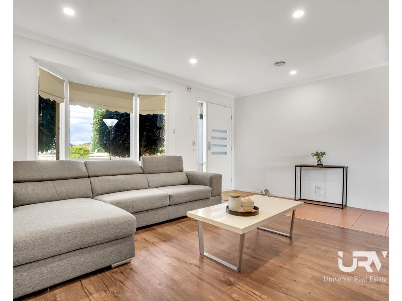 71 Cimberwood Drive, Craigieburn VIC 3064