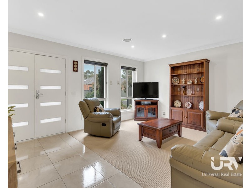 4 Lind Street, Craigieburn VIC 3064