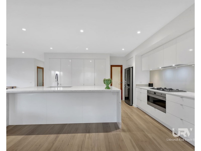 22 McCracken Avenue, Mickleham VIC 3064