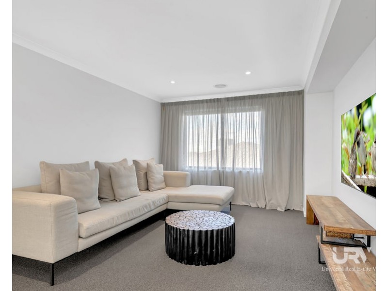 22 McCracken Avenue, Mickleham VIC 3064