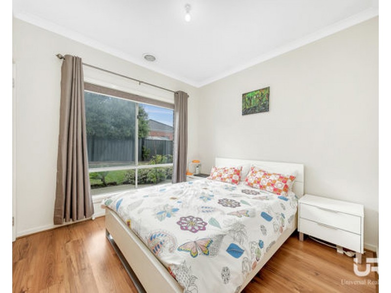 14 Brambuk Avenue, Craigieburn VIC 3064