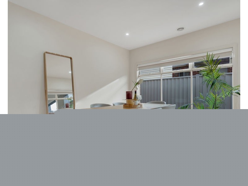 8 Olympic Way, Craigieburn VIC 3064