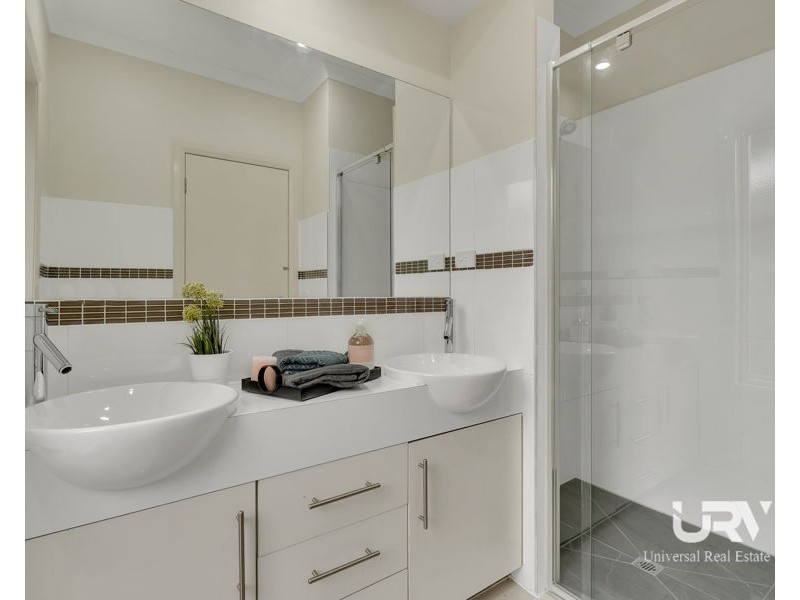 8 Olympic Way, Craigieburn VIC 3064