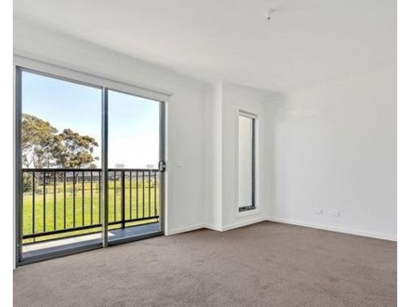 11 Tarlo Court, Craigieburn VIC 3064