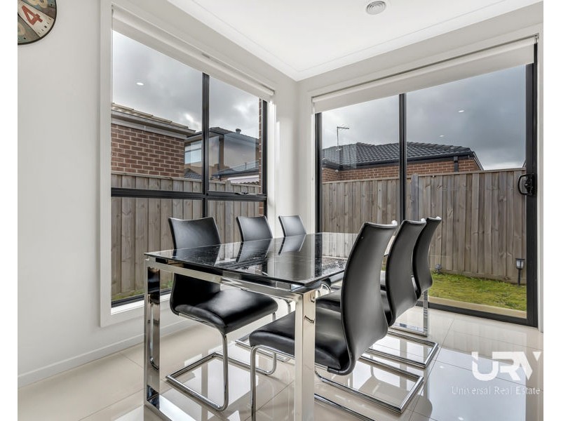 13 Martinshaw Road, Mickleham VIC 3064