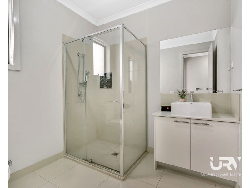 13 Martinshaw Road, Mickleham VIC 3064