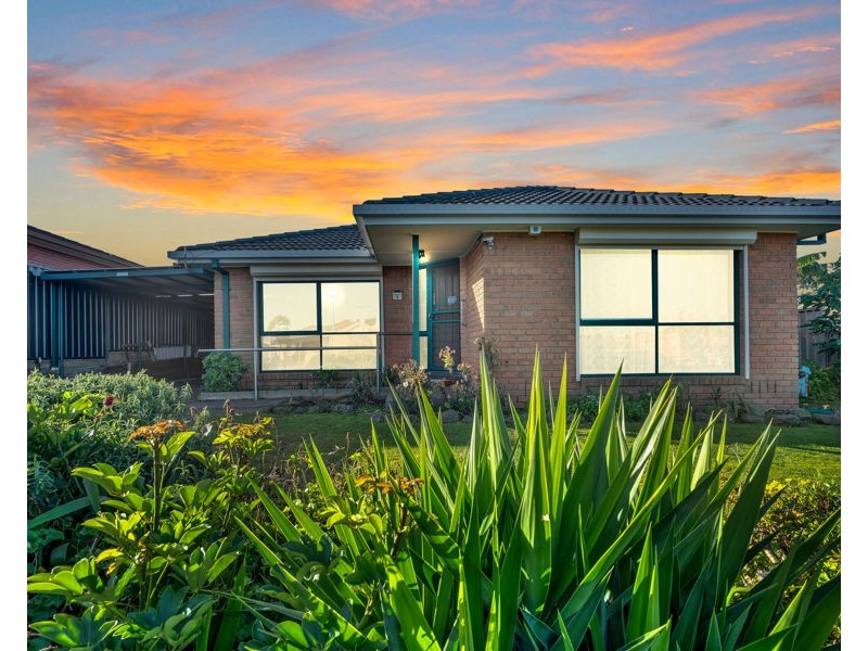 6 Banksia Place, Meadow Heights VIC 3048