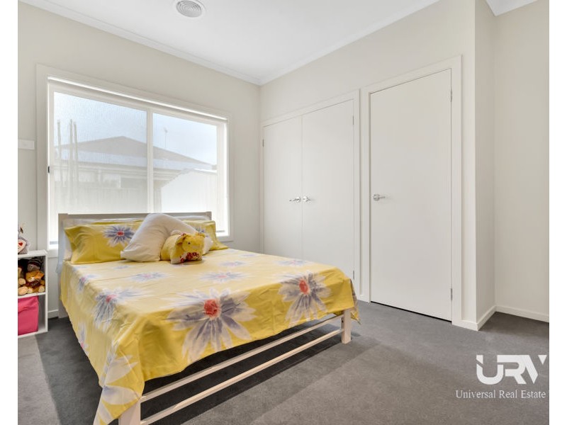13 Bellfield Drive, Craigieburn VIC 3064