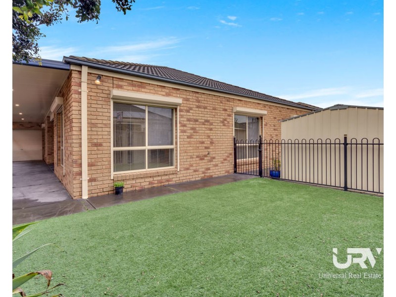 13 Bellfield Drive, Craigieburn VIC 3064