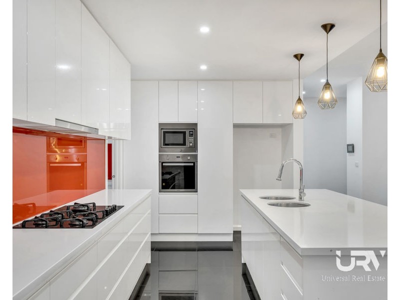 42 Valiant Crescent, Craigieburn VIC 3064