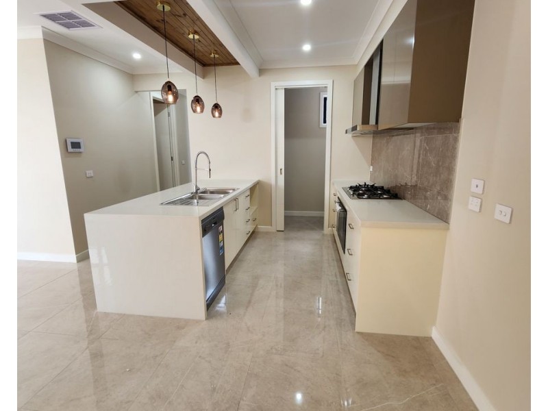 14 Carob Street, Mickleham VIC 3064