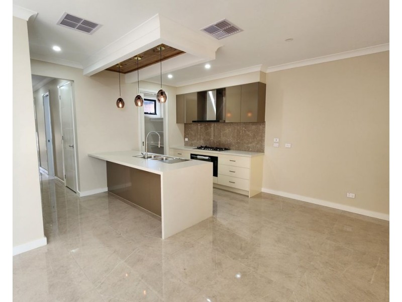 14 Carob Street, Mickleham VIC 3064