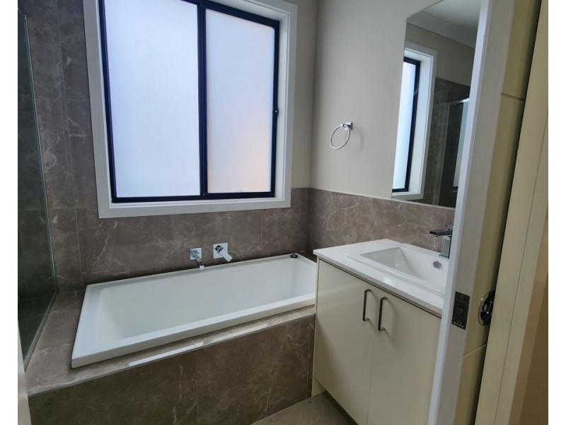 14 Carob Street, Mickleham VIC 3064