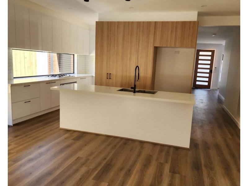 22 Cumberland Drive, Mickleham VIC 3064