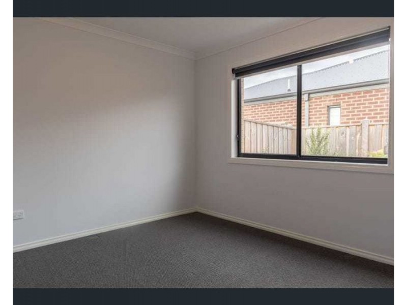 3 Salcey Way, Mickleham VIC 3064