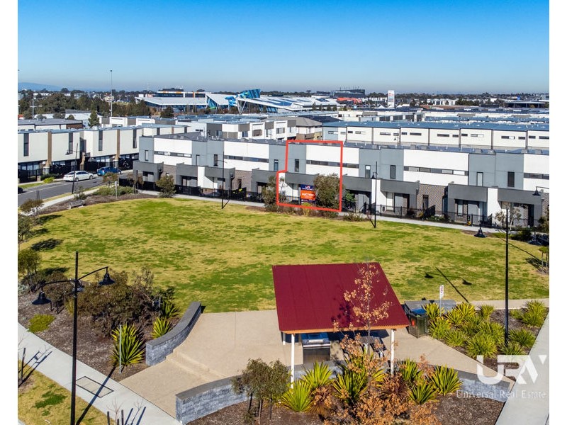 10 Cyan Walk, Craigieburn VIC 3064