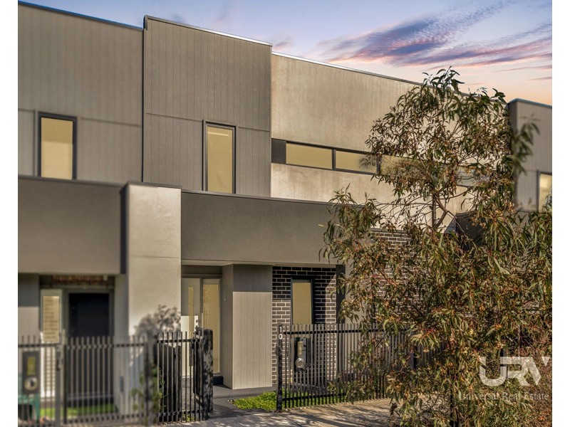 10 Cyan Walk, Craigieburn VIC 3064