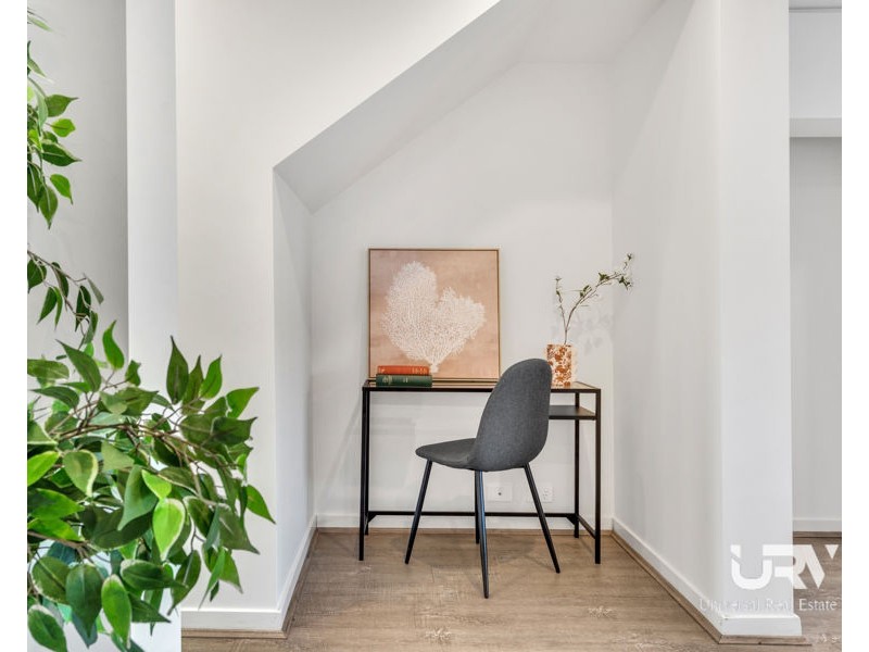 10 Cyan Walk, Craigieburn VIC 3064