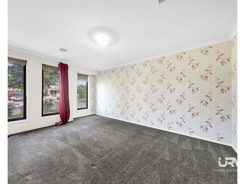 14 Primavera Drive, Mickleham VIC 3064