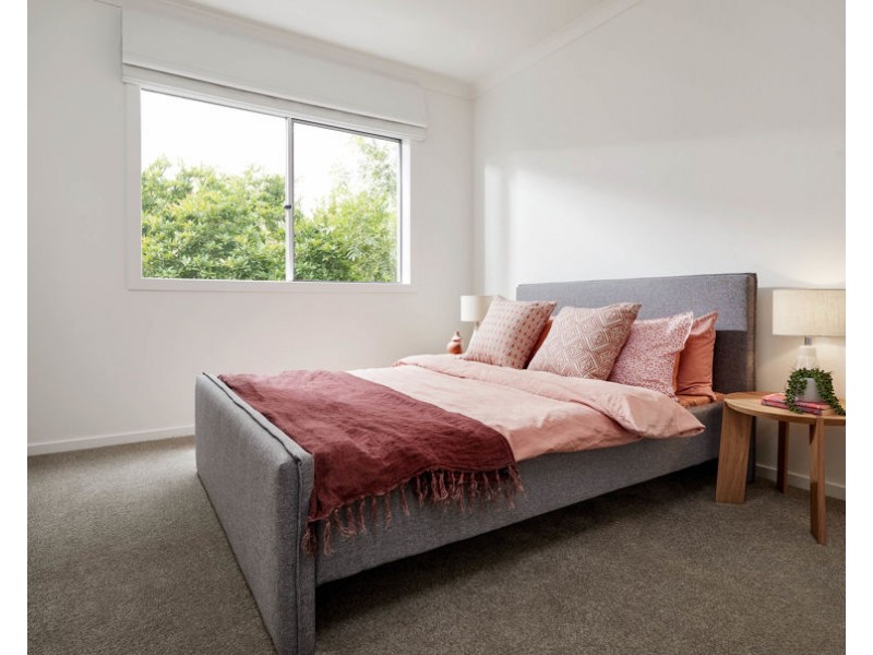 5 Carrington Drive, Mickleham VIC 3064