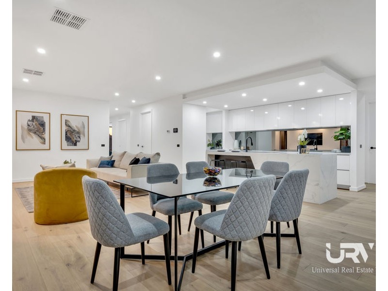 10 Compass Crescent, Donnybrook VIC 3064