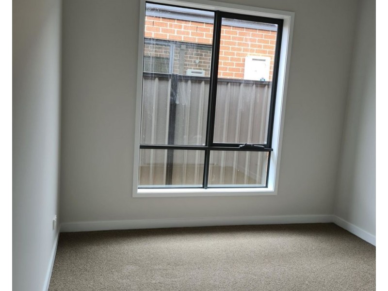 21 Sumar Drive, Craigieburn VIC 3064