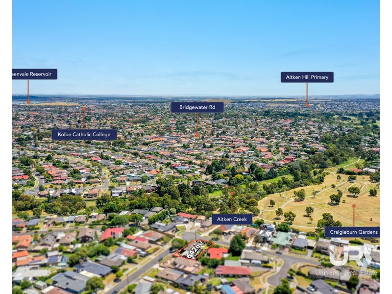 35 Bainbridge Close, Craigieburn VIC 3064