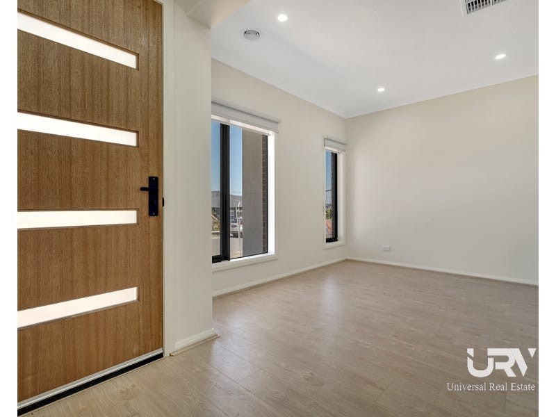 33 Tangelo Street, Mickleham VIC 3064