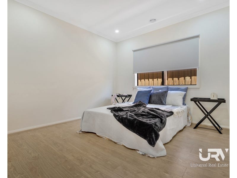 33 Tangelo Street, Mickleham VIC 3064