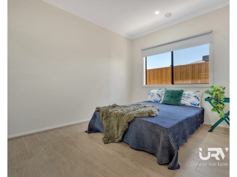 33 Tangelo Street, Mickleham VIC 3064