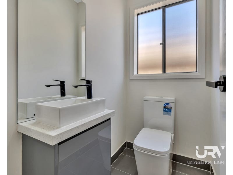 33 Tangelo Street, Mickleham VIC 3064