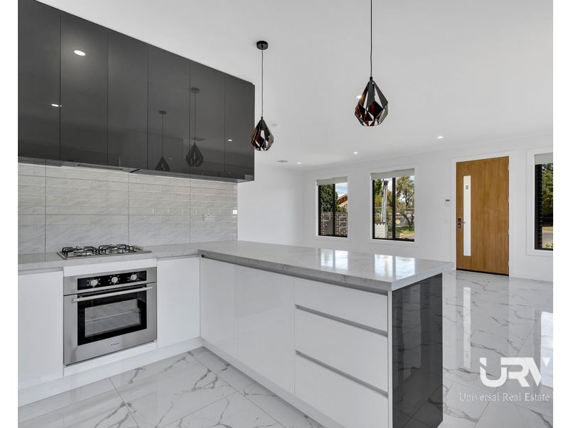 1/13 Woodlands Court, Craigieburn VIC 3064