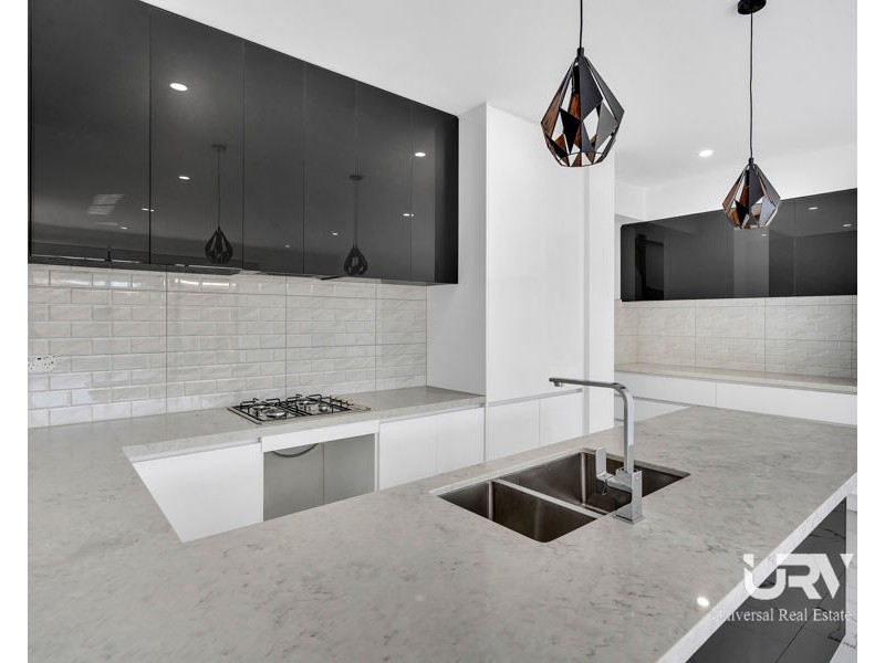 2/13 Woodlands Court, Craigieburn VIC 3064