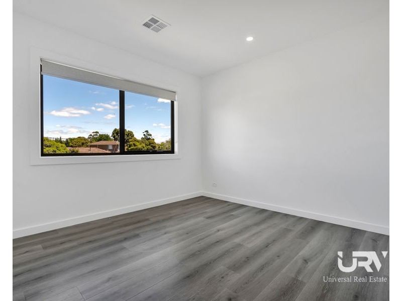 2/13 Woodlands Court, Craigieburn VIC 3064